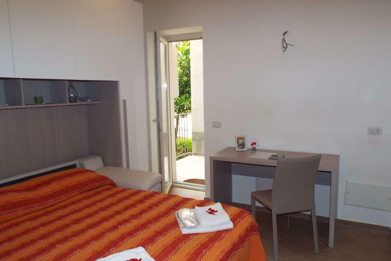 Cefalu Studio Room And Apartments Екстериор снимка