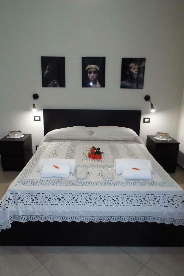 Cefalu Studio Room And Apartments Екстериор снимка