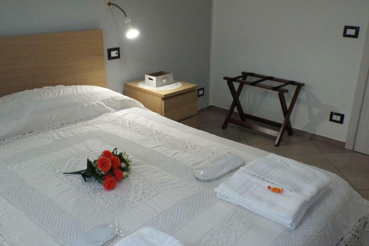 Cefalu Studio Room And Apartments Екстериор снимка
